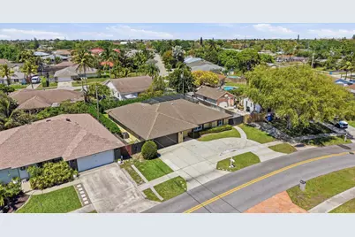 1207 Sea Pines Lane, Lantana, FL 33462 - Photo 38