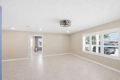 1207 Sea Pines Lane, Lantana, FL 33462 - Photo 6