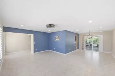 1207 Sea Pines Lane, Lantana, FL 33462 - Photo 10