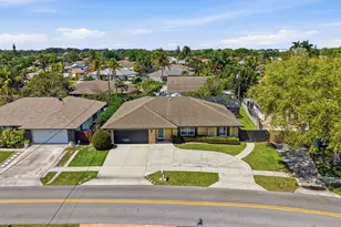 1207 Sea Pines Ln, Lantana, FL 33462 - Photo 2