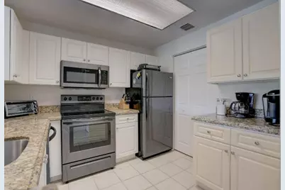 2813 Grande Parkway #110, Palm Beach Gardens, FL 33410 - Photo 6