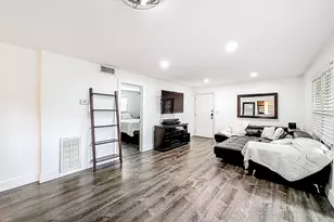 305 SE 11th Ave, Pompano Beach, FL 33060 - Photo 6