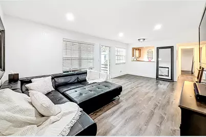 305 SE 11th Avenue #D, Pompano Beach, FL 33060 - Photo 2