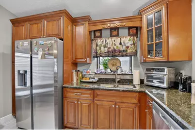 8081 Springtree Road, Boca Raton, FL 33496 - Photo 6