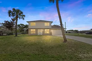 405 NE Midvale St, Port Saint Lucie, FL 34983 - Photo 6