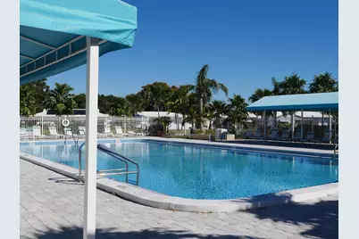 7421 NW 72nd Avenue, Tamarac, FL 33321 - Photo 6