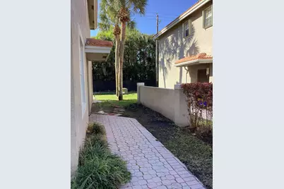 20970 Via Oleander #D, Boca Raton, FL 33428 - Photo 38