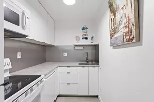 3000 Riomar St, Fort Lauderdale, FL 33304 - Photo 4