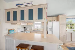 802 Nettles Blvd, Jensen Beach, FL 34957 - Photo 8