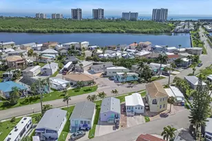 802 Nettles Blvd, Jensen Beach, FL 34957 - Photo 2