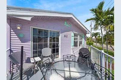 802 Nettles Boulevard, Jensen Beach, FL 34957 - Photo 10