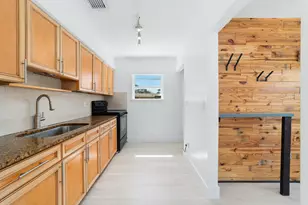 2130 Wiley Ct, Hollywood, FL 33020 - Photo 6