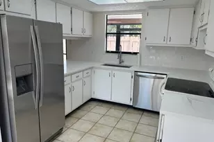 102 Sherwood Cir, Jupiter, FL 33458 - Photo 4