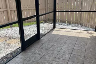 102 Sherwood Cir, Jupiter, FL 33458 - Photo 6