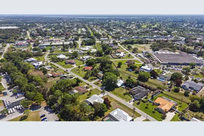 2225 SE Flanders Road, Port Saint Lucie, FL 34952 - Photo 38