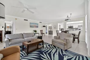 479 Brackenwood Ln N, Palm Beach Gardens, FL 33418 - Photo 16