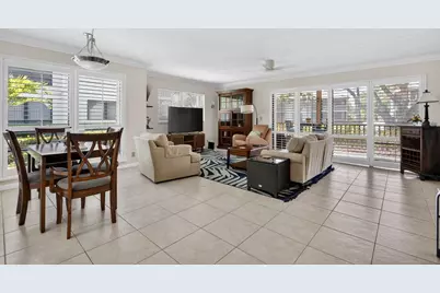 479 Brackenwood Lane N, Palm Beach Gardens, FL 33418 - Photo 8