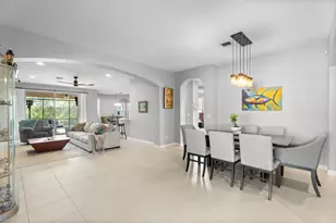 445 NW Sunflower Pl, Jensen Beach, FL 34957 - Photo 10