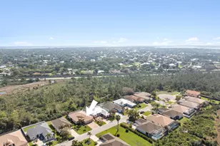 445 NW Sunflower Pl, Jensen Beach, FL 34957 - Photo 48