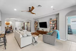 445 NW Sunflower Pl, Jensen Beach, FL 34957 - Photo 8