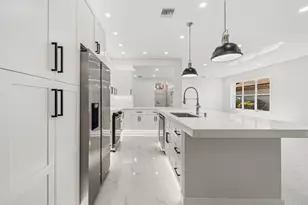 11431 Lanai Ln E, Boynton Beach, FL 33437 - Photo 2