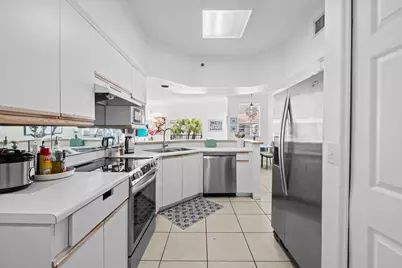 3225 NE 184th Street #10304, Aventura, FL 33160 - Photo 12