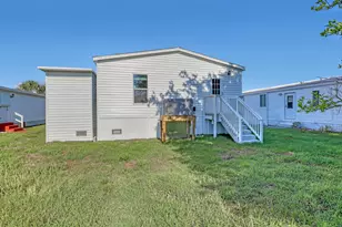 1479 Barefoot Cir, Sebastian, FL 32976 - Photo 12
