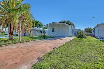 1479 Barefoot Circle, Sebastian, FL 32976 - Photo 6