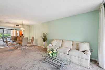 1101 Colony Point Circle #404, Pembroke Pines, FL 33026 - Photo 8