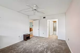 1101 Colony Point Cir, Pembroke Pines, FL 33026 - Photo 14