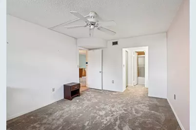 1101 Colony Point Circle #404, Pembroke Pines, FL 33026 - Photo 14