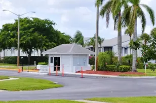 1017 Green Pine Blvd, West Palm Beach, FL 33409 - Photo 44