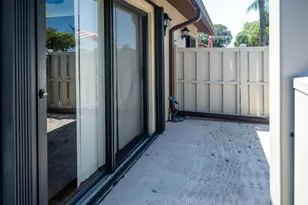 1017 Green Pine Blvd, West Palm Beach, FL 33409 - Photo 24