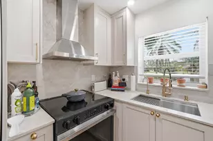 10690 NW 12th Dr, Plantation, FL 33322 - Photo 12