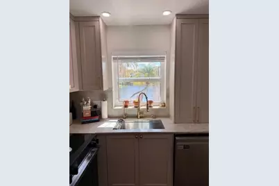 10690 NW 12th Drive, Plantation, FL 33322 - Photo 6