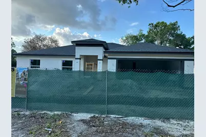 337 Florida Avenue S, Fort Pierce, FL 34950 - Photo 2