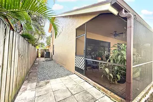 8725 SW 56th Pl, Cooper City, FL 33328 - Photo 42