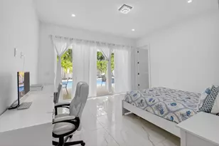 711 NE 6th St, Boca Raton, FL 33432 - Photo 32