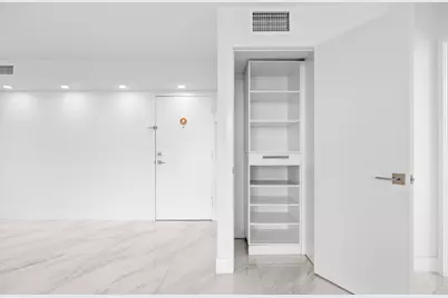 137 Golden Isles Drive #914, Hallandale Beach, FL 33009 - Photo 10