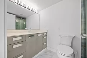 137 Golden Isles Dr, Hallandale Beach, FL 33009 - Photo 16