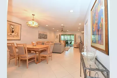 17 E Stratford Dr Drive E #F, Boynton Beach, FL 33436 - Photo 2