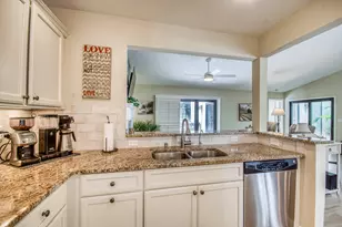 18 Edinburgh Dr, Palm Beach Gardens, FL 33418 - Photo 16