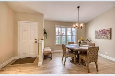 18 Edinburgh Drive, Palm Beach Gardens, FL 33418 - Photo 6