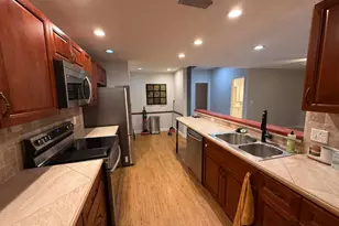 1097 NW 98th Terrace, Pembroke Pines, FL 33024 - Photo 14