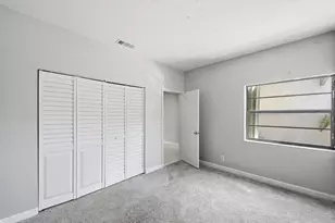 1097 NW 98th Terrace, Pembroke Pines, FL 33024 - Photo 4