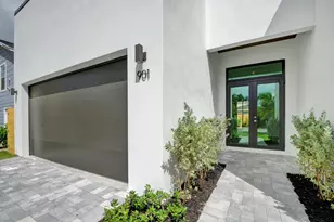 901 Upland Rd, West Palm Beach, FL 33401 - Photo 4