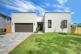 901 Upland Rd, West Palm Beach, FL 33401 - Photo 1