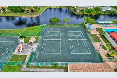 7855 Willow Spring Drive #725, Lake Worth, FL 33467 - Photo 70