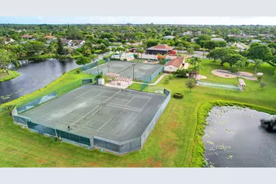 7855 Willow Spring Drive #725, Lake Worth, FL 33467 - Photo 60