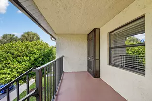 7855 Willow Spring Dr, Lake Worth, FL 33467 - Photo 6